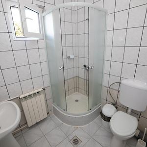 Cameră triplă